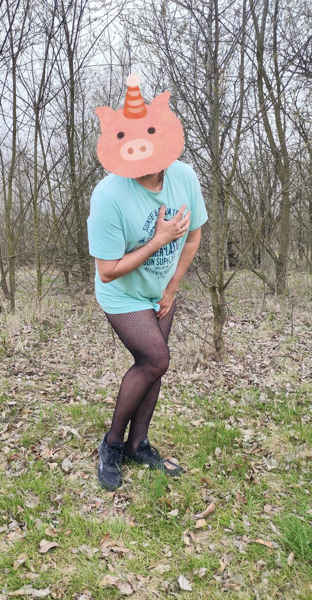 SimonaCross