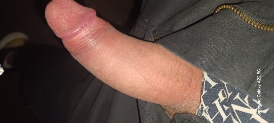 20250429_020104.jpgq mój kutas spragniony - Poogladampopatrze79