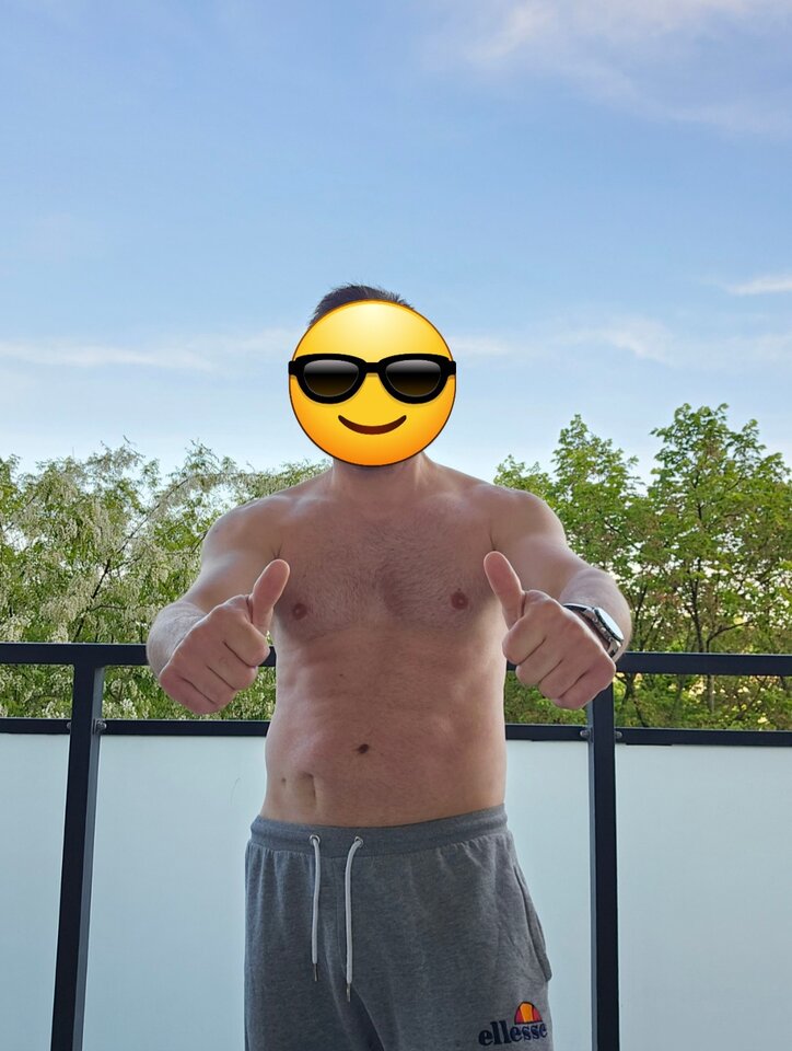 ups half naked :) .jpg - Krystian135