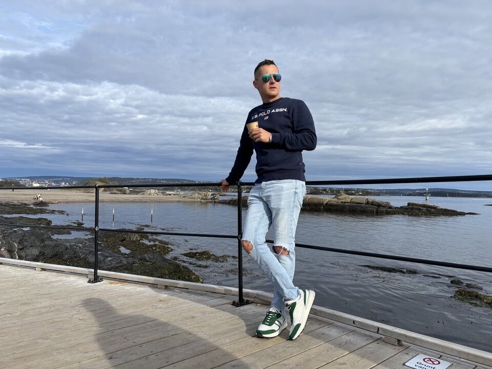 Messenger_creation_4d8ed15a-15e1-49ac-b358-214e787476f3.jpeg - lukassnovaak88