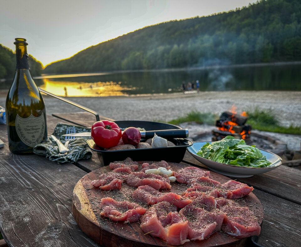 Bythelake.jpeg - mariluka