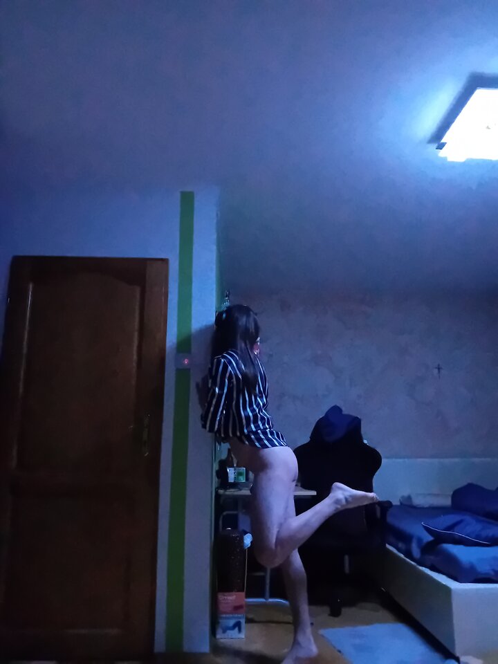 1000083042.jpg - sylviacrossdress