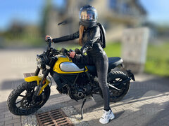 41dcfcbe-6a6c-465f-b4b6-ac80152b67fc Copy.jpeg