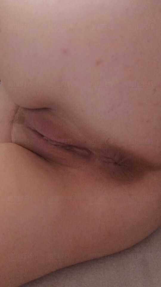 1000009342.jpg - Hotwife95