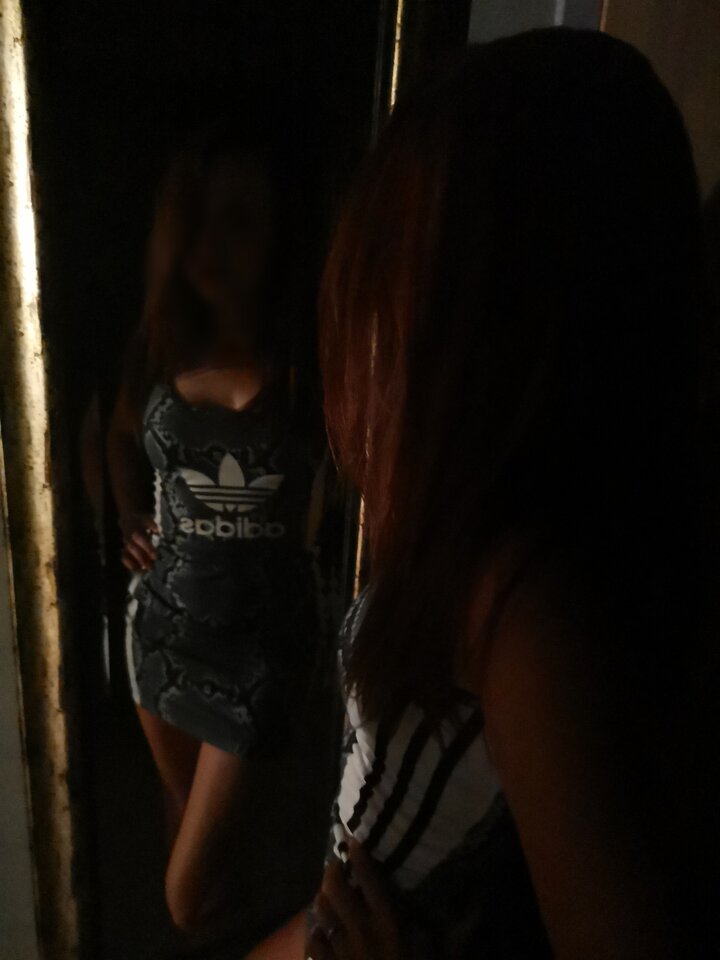 1000001688.jpg - DoYoulikeme90