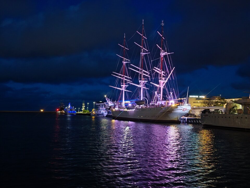 1000204705.jpg - Bixbit