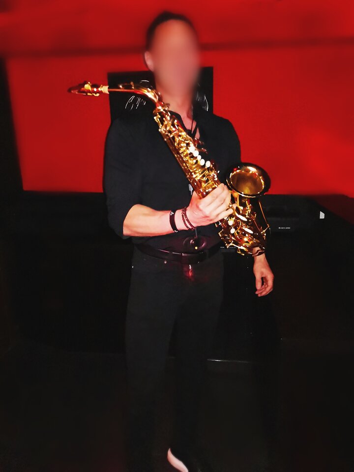 Point Blur_May062025_011653.jpg - SeaxSax