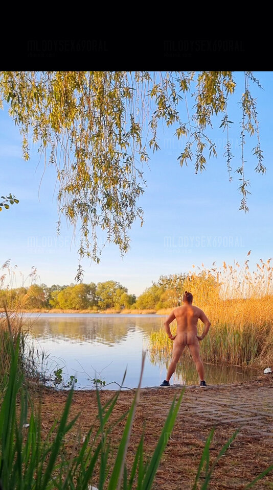 Poranną gimnastyka na świeżym powietrzu 💪💋 - Mlodysex69oral