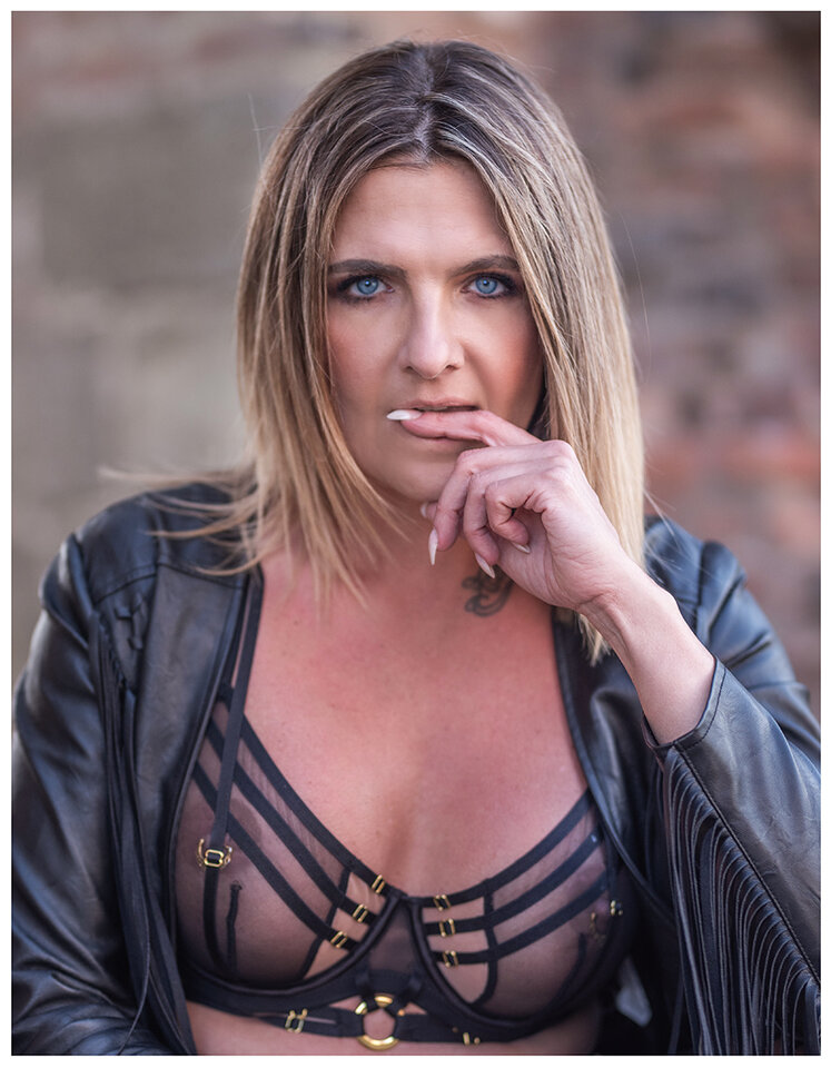 118m.jpg - metalcfcouple