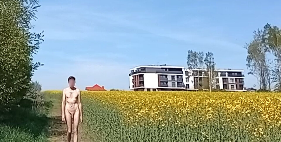 VID_095707.mp4_snapshot_00.58.722.jpg - Krzysztof_cfnm
