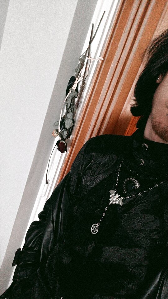 1000003525.jpg - yourgothboy