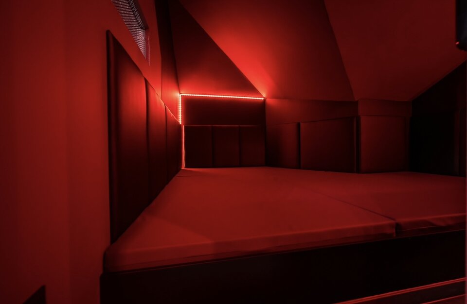 CZWARTKOWE SEX PARTY 19:00 - 03:00 - RayClub