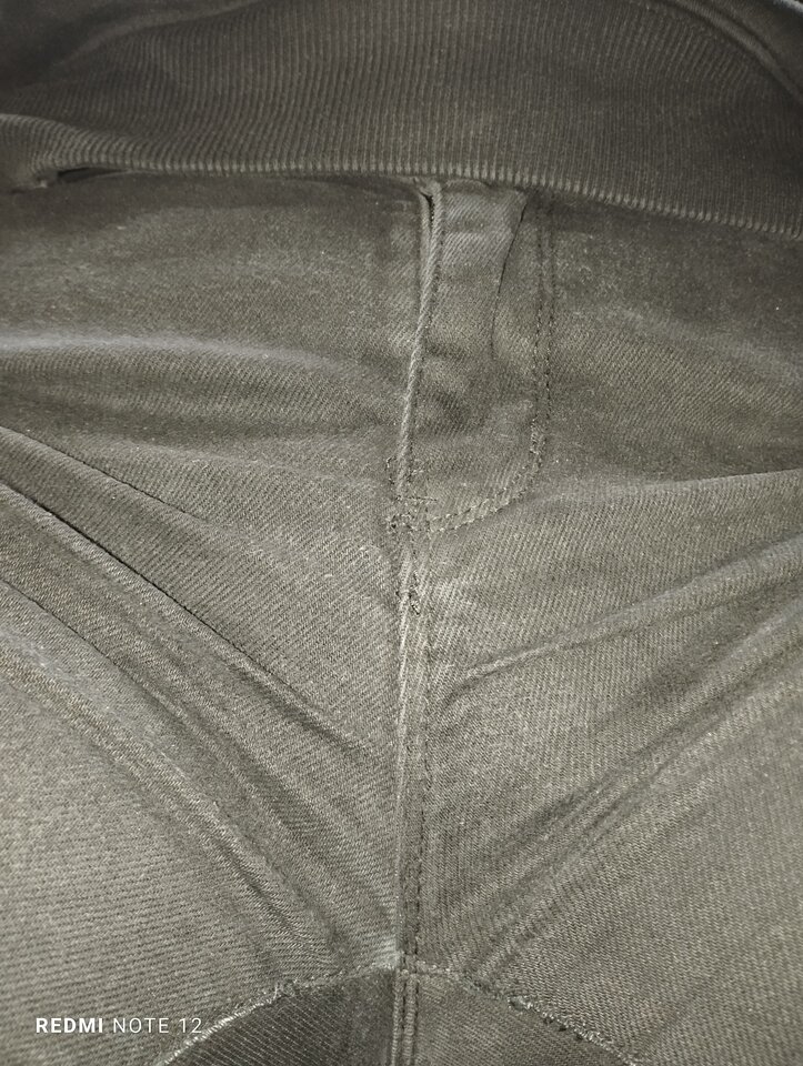 1000005568.jpg - teenagers