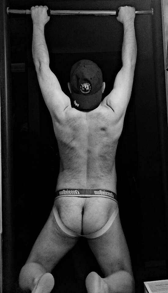 hung.jpg - kjurijus