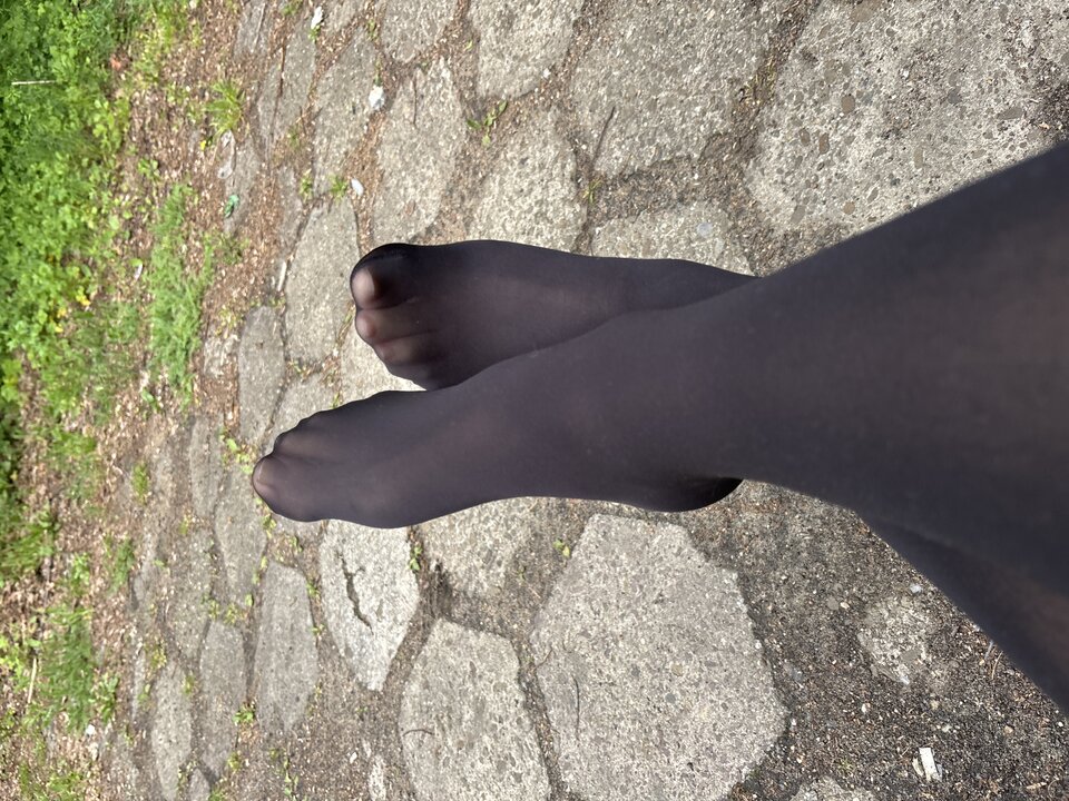 Na parkingu … a on nie przyjechał - slicznestringitss