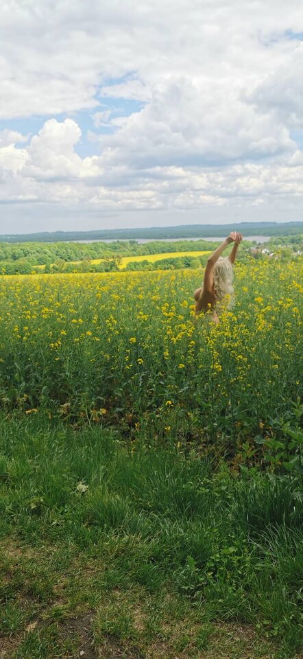 signal-2025-05-25-09-09-07-346.jpg - swinging_lovers