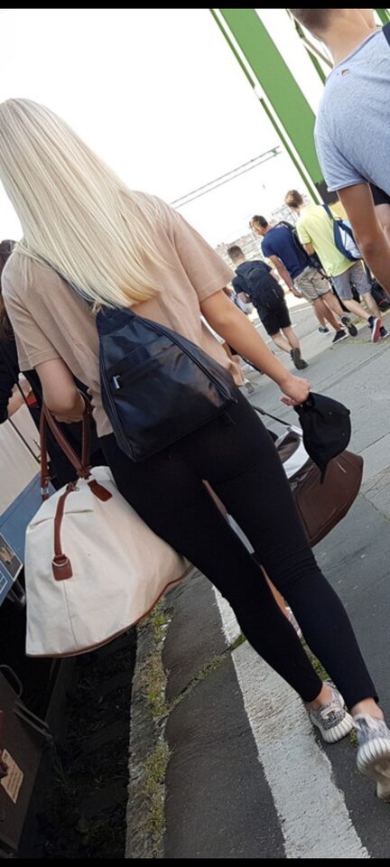 Screenshot_2025-05-29-22-20-38-156_com.miui.gallery.jpg - Adin092