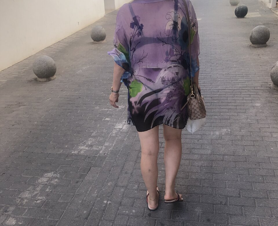 skąpe majteczki na mieście2.jpg - sexiass30