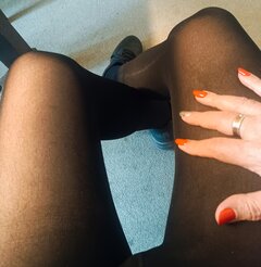 W nowych rajstopach 👙😍💅