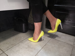 Kupisz mi nowe szpilki ??