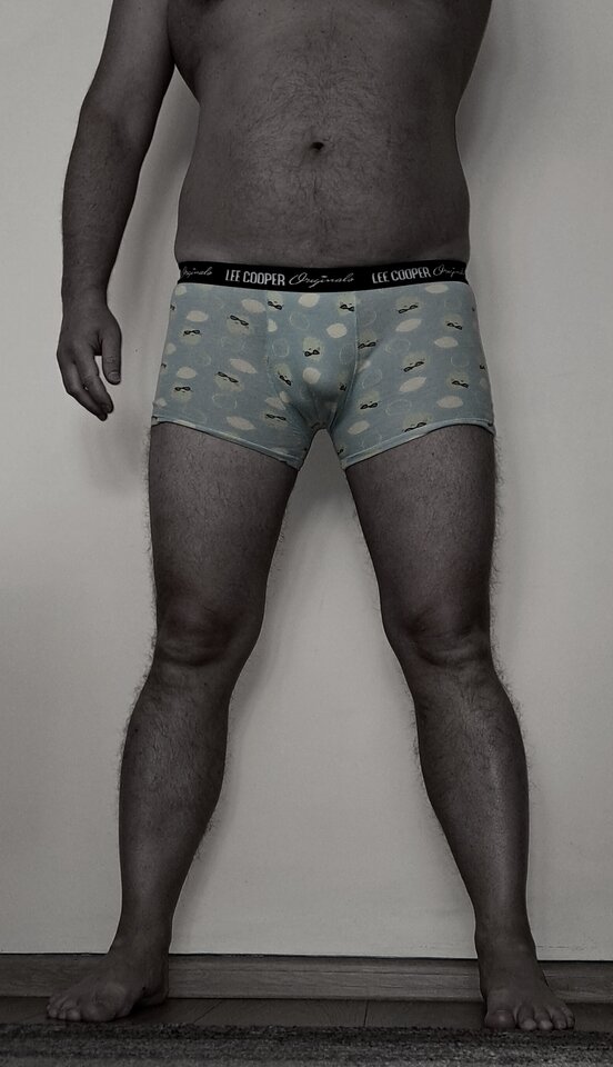 1000069189.jpg - undieslover