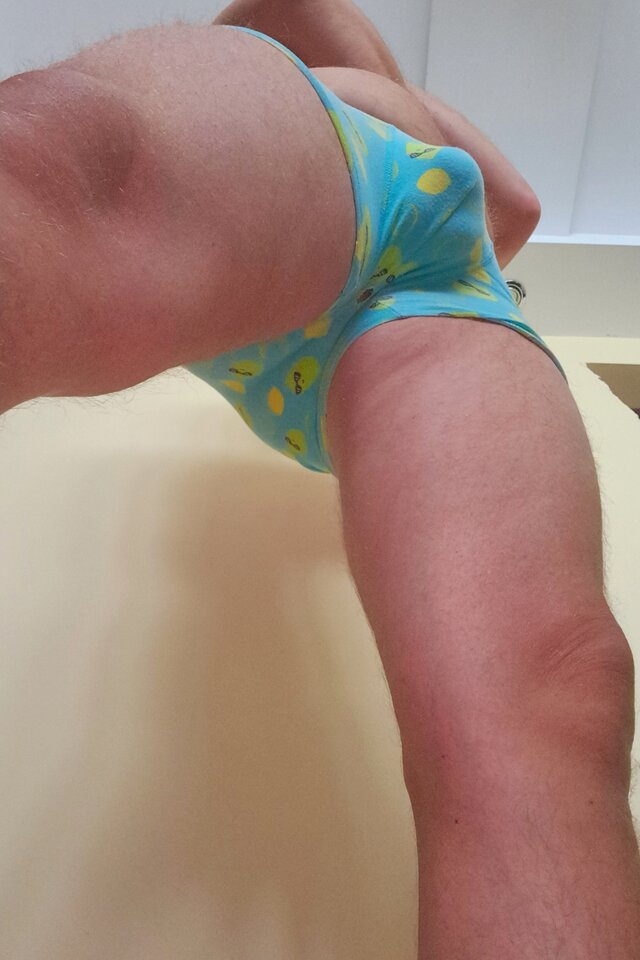 1000069194.jpg - undieslover