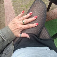 Właśnie wróciłem z zakupów, kto się przysiądzie❓