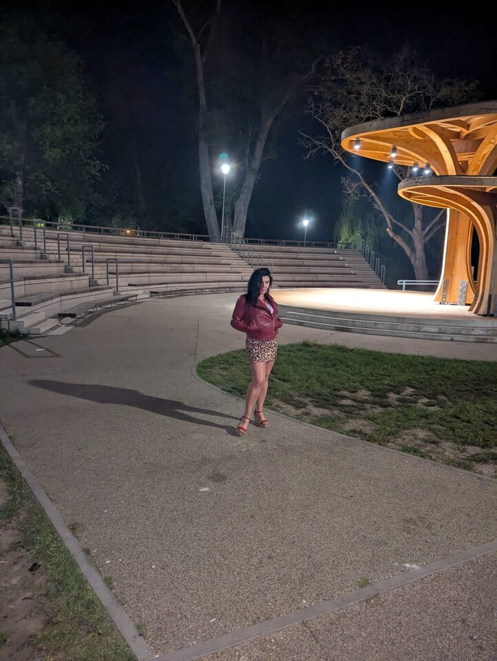 1000030717.jpg - m2022