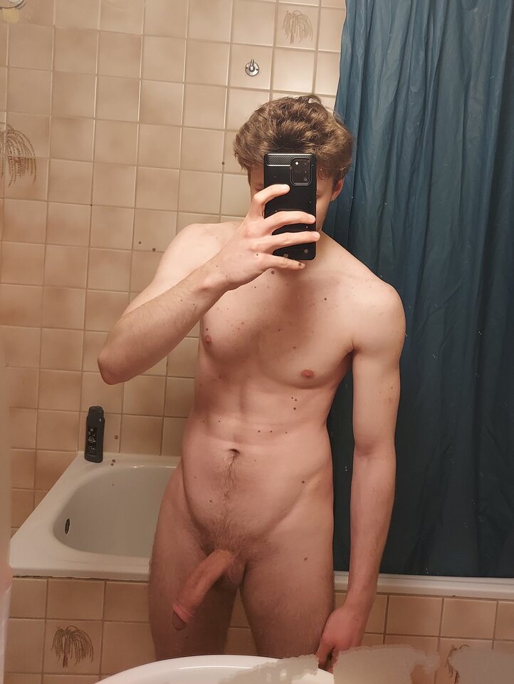 1000017094.jpg - gymrat04