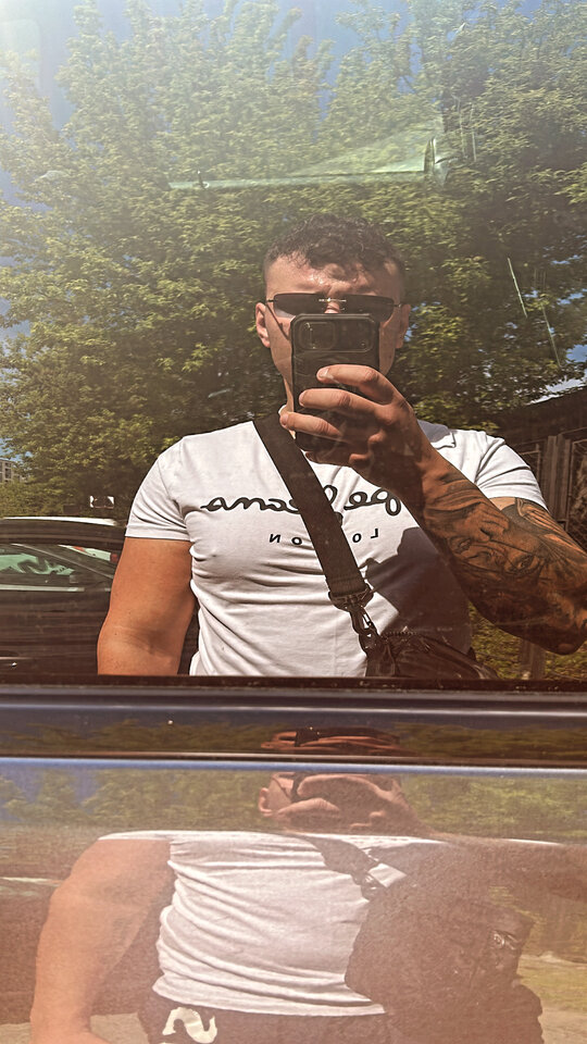 CF4C3DE6-8AC5-4B25-B24D-84D5D6439EE8.jpeg - Dedeenge