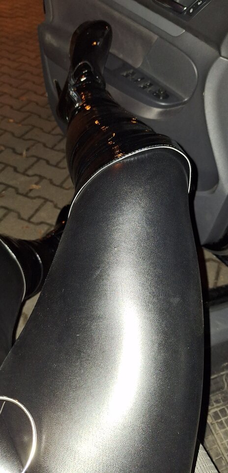 20250307_215930.jpg - RoksanaiNikol