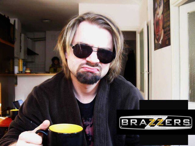 WielbicielDuzychBiustow