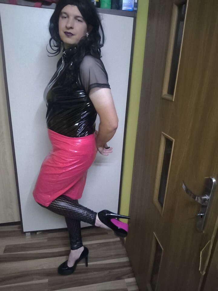 1000007198.jpg - Adriennecross