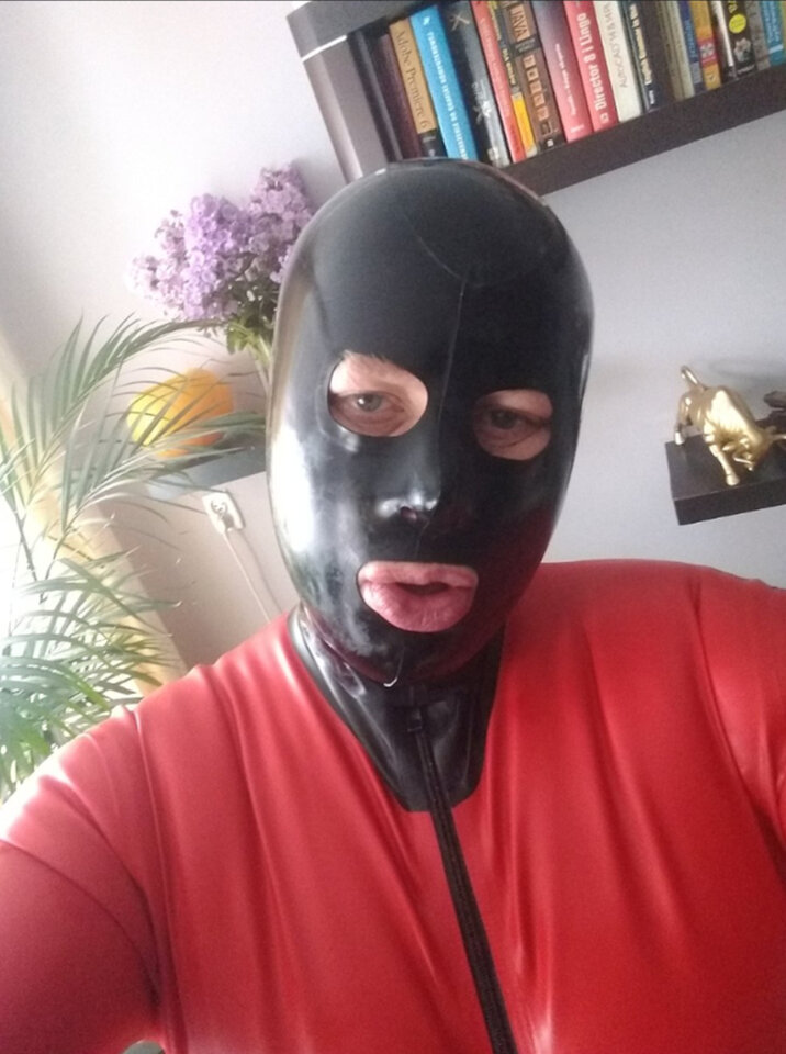 ll.jpg - rubberfreeek