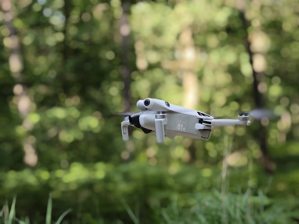 1000007001.jpg - FotoFilmDron