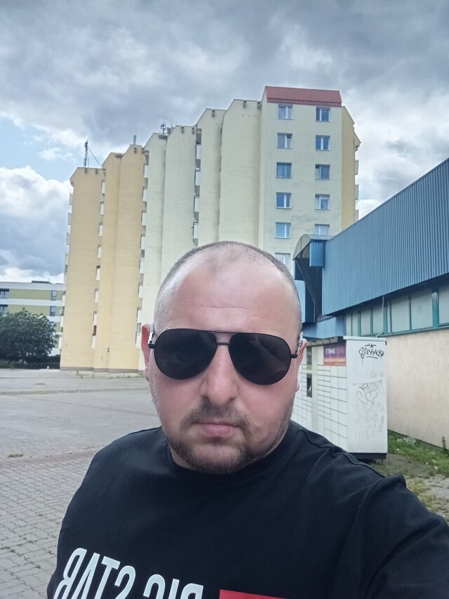Cezary2021