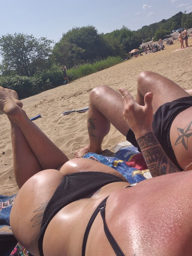 OpenMindedsexyCouple