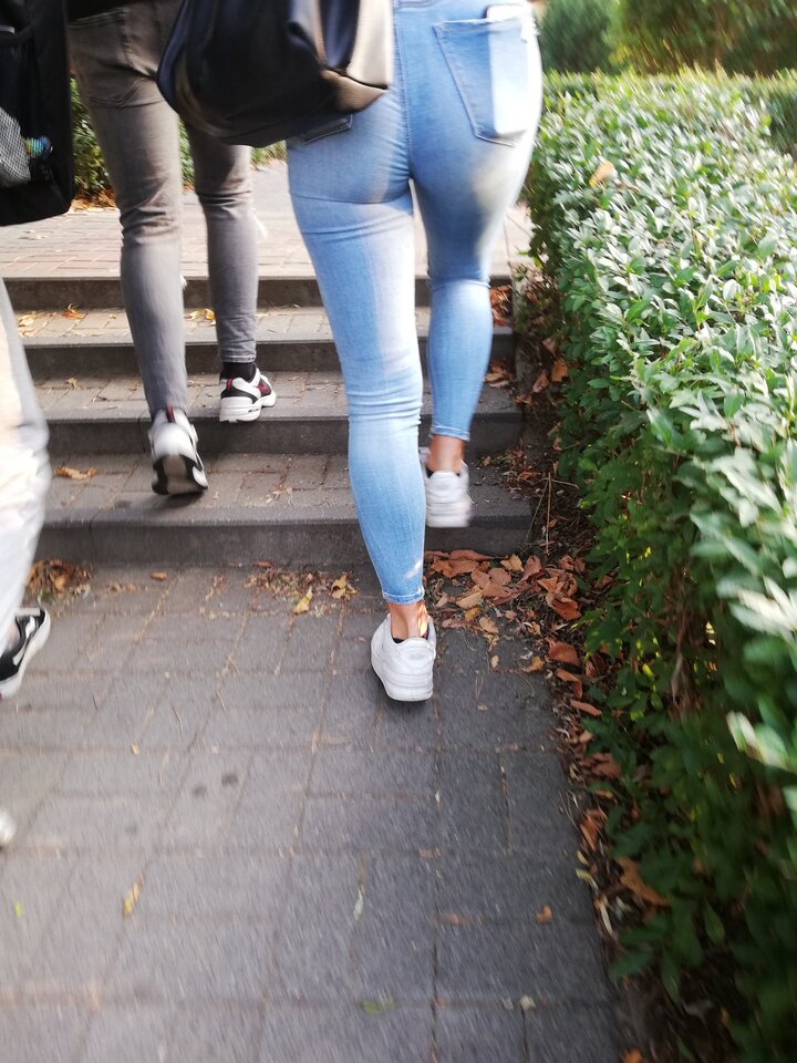 jasne spodnie nie pasują.jpg - malzenstwonaspotkania