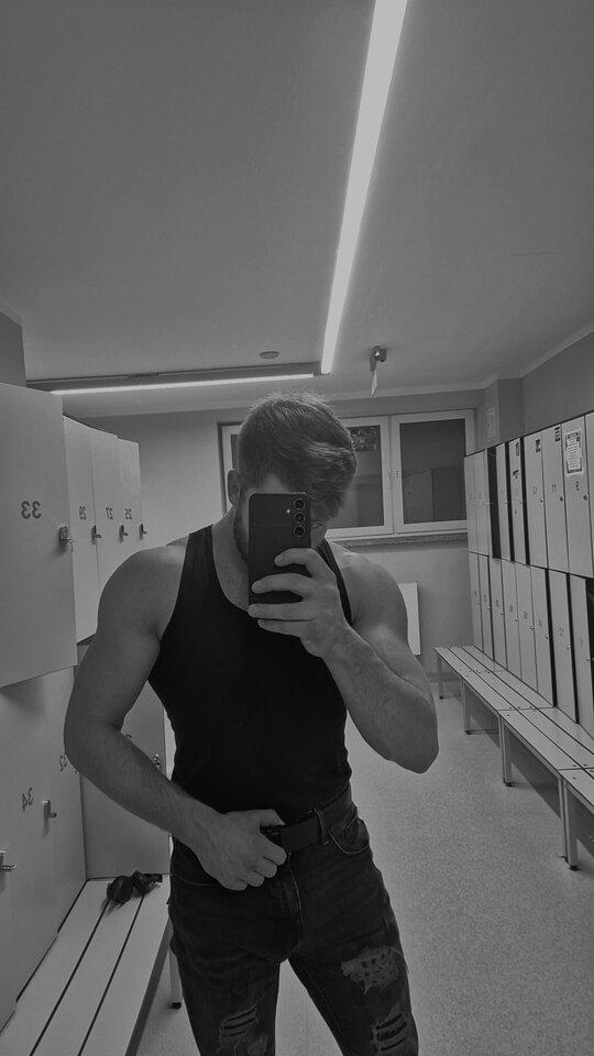 Snapchat-1483516514.jpg - GrzesznyZWyboru