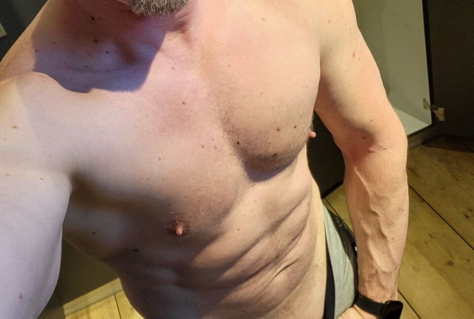 photo_2025-02-11_16-39-32v.JPG - Morfeuseks