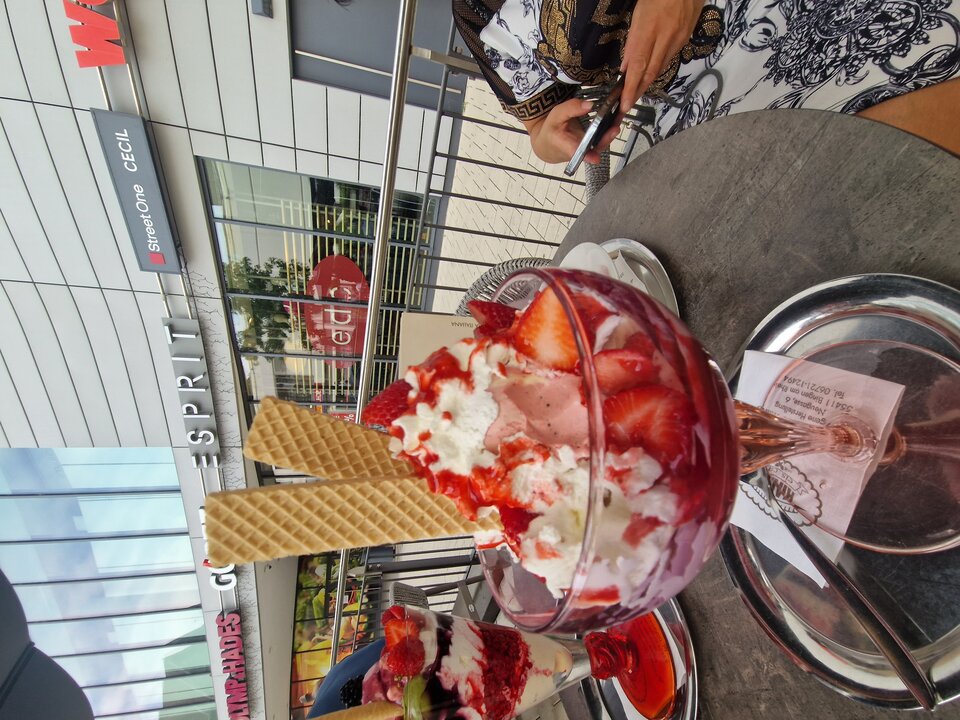 fa272e81-edbd-4ce5-8ad3-bb1cd312c97c-1_all_1980.jpg - Monikatomek123