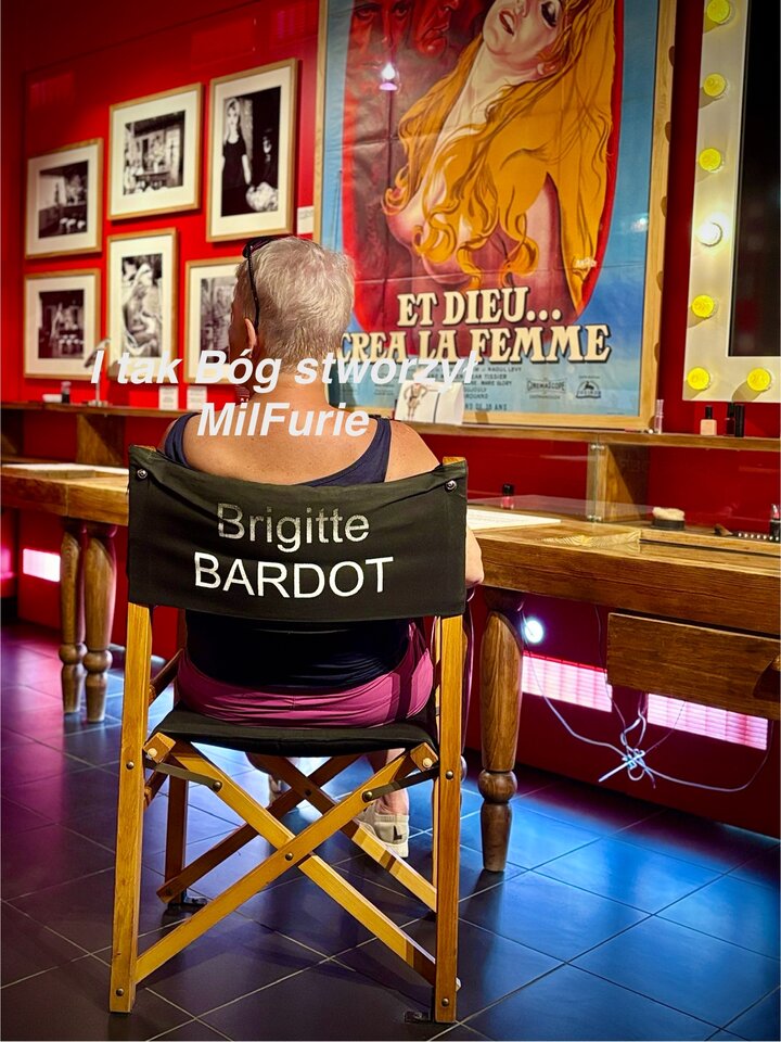 I tak Bóg stworzył nas dwie - milFuria