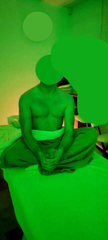 masseur 1.jpg - masseur81
