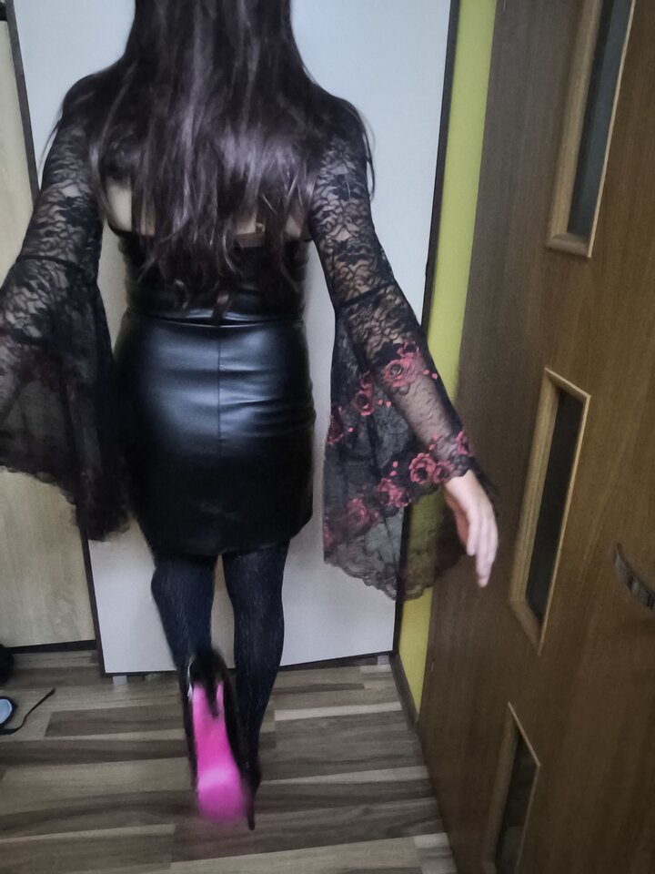 1000007890.jpg - Adriennecross