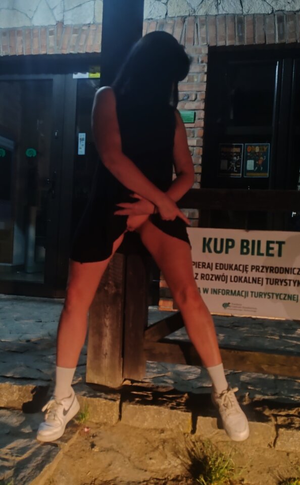 1000044245.jpg - Hagparka