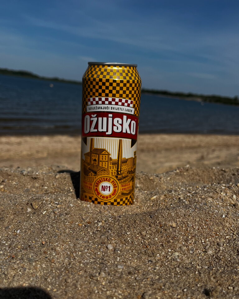 DB3EC98E-6236-42DF-B8E5-39A5A6B67B00.jpeg - para0