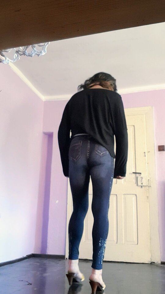 20250705_130822_exported_3985.jpg - Anka098