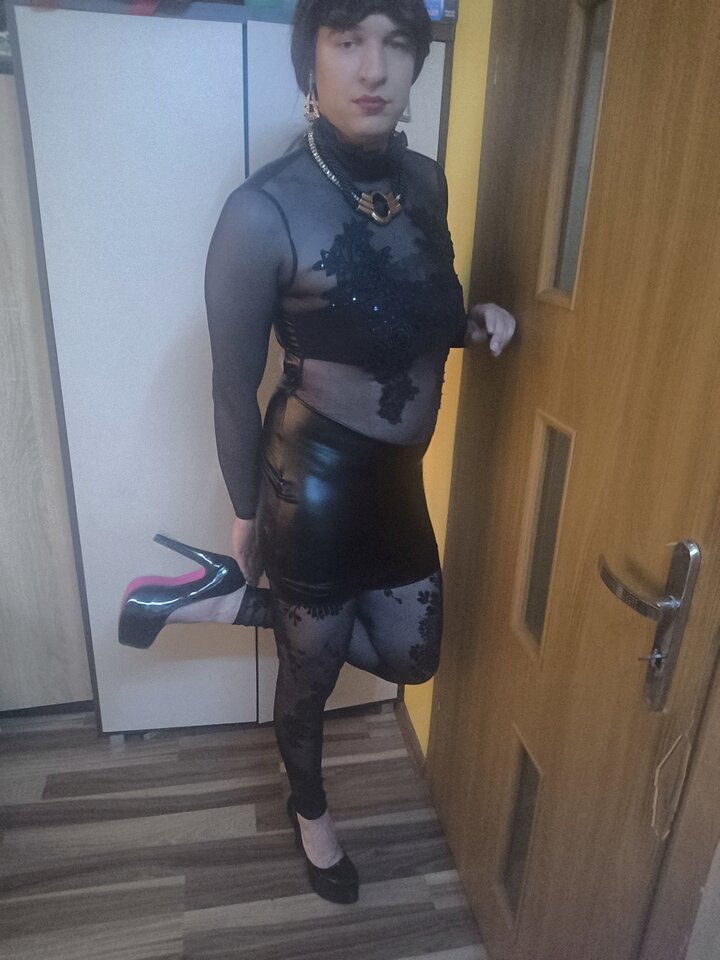 1000008184.jpg - Adriennecross