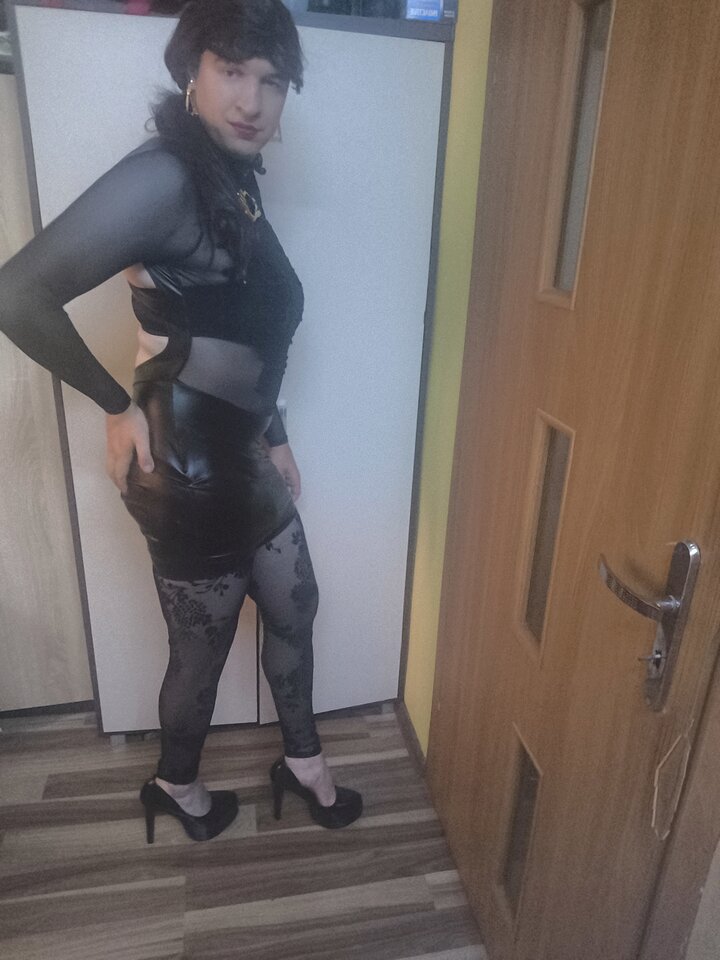 1000008160.jpg - Adriennecross