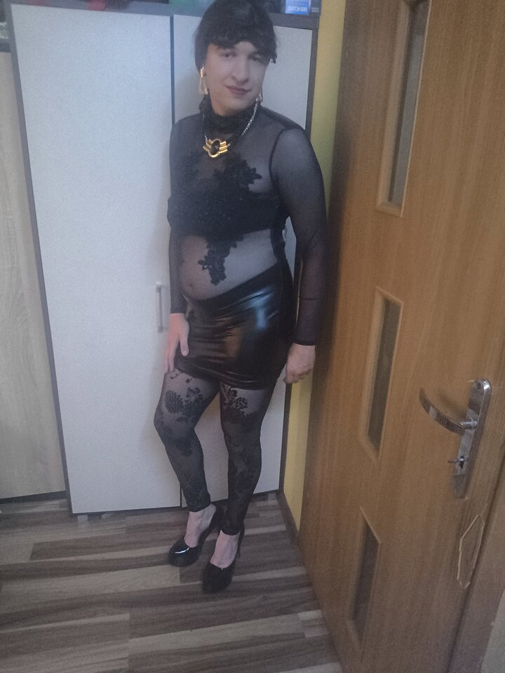 1000008156.jpg - Adriennecross